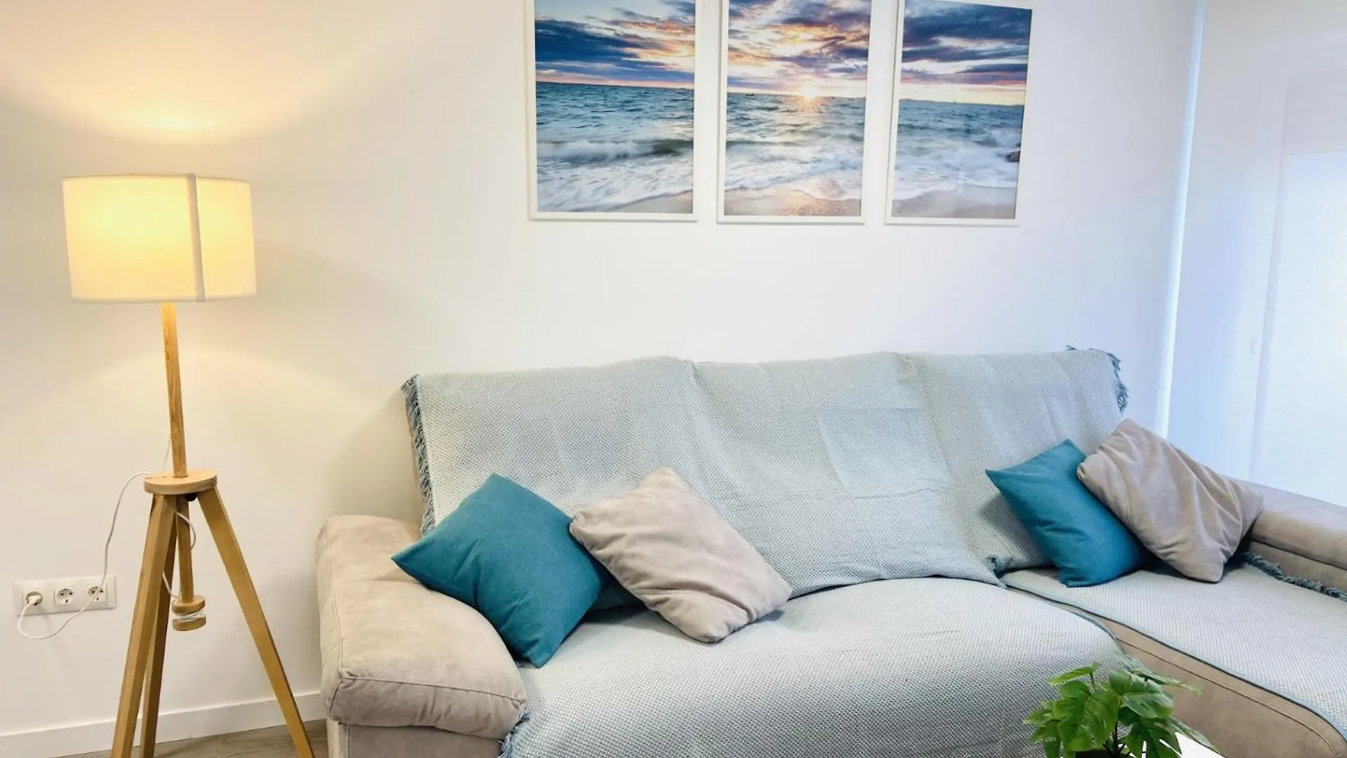 Apartamento En Malaga Junto A Estacion De Metro By Mo Apartment