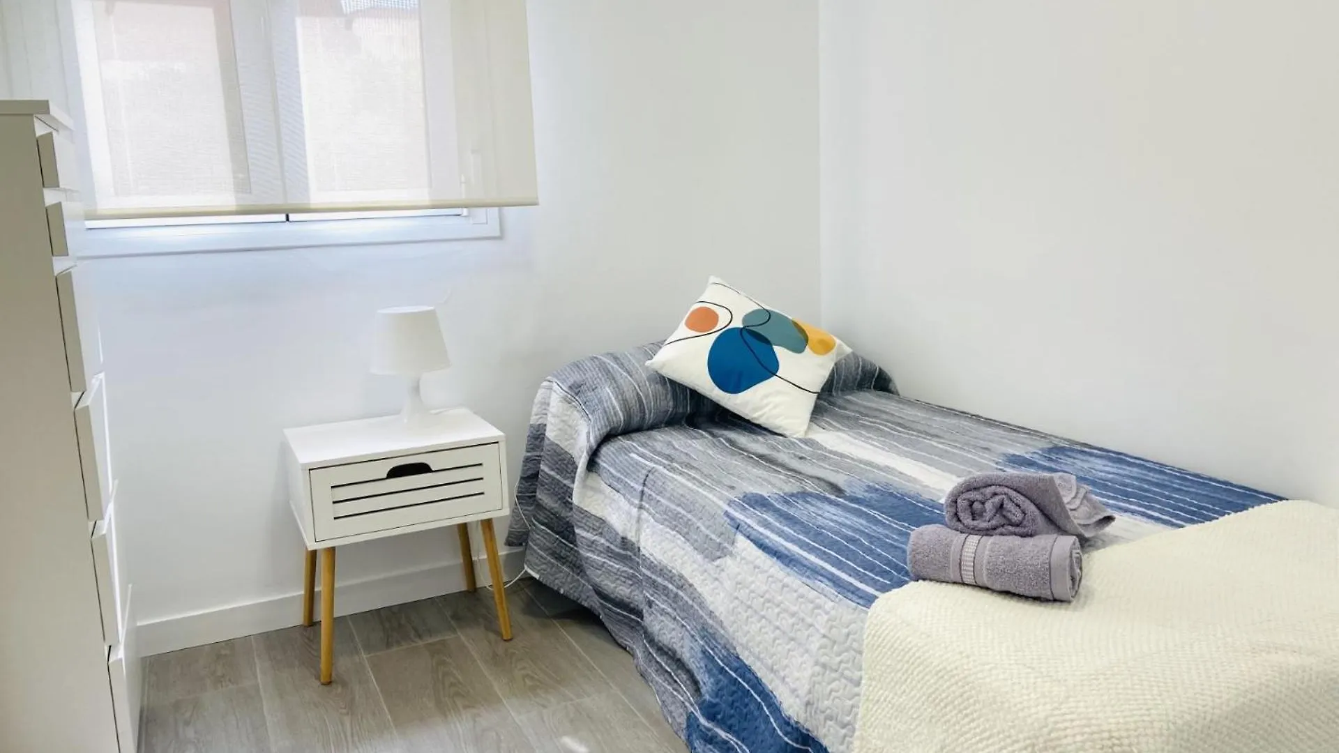 Apartamento En Malaga Junto A Estacion De Metro By Mo 0*,  Spain